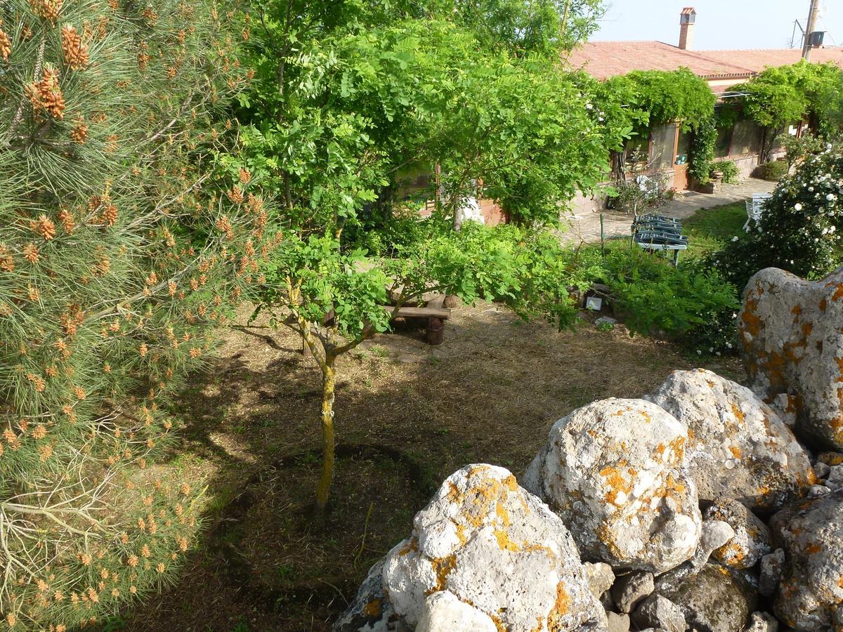 Agriturismo Nuragh'Elighe Sindia Buitenkant foto