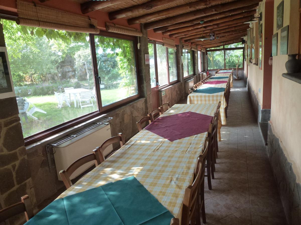 Agriturismo Nuragh'Elighe Sindia Buitenkant foto