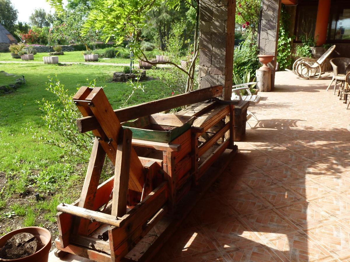 Agriturismo Nuragh'Elighe Sindia Buitenkant foto