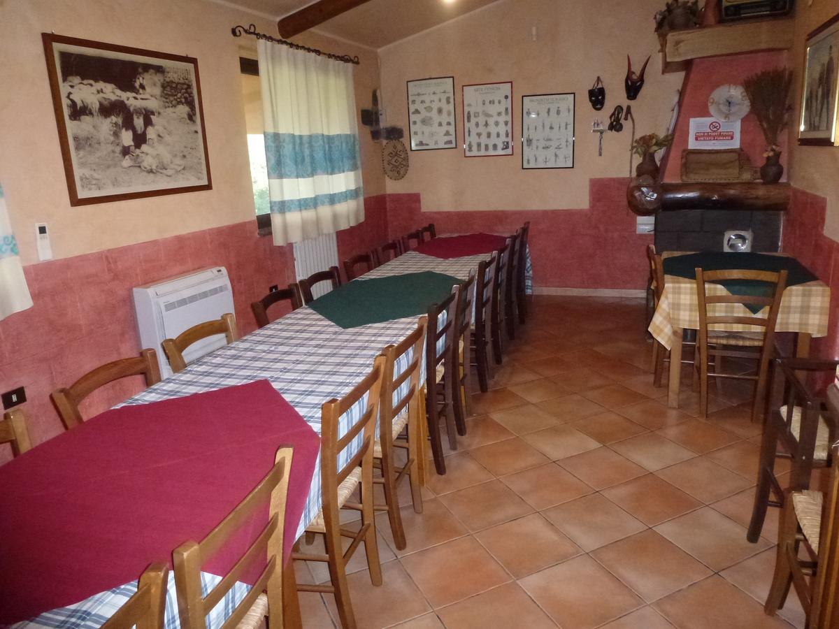 Agriturismo Nuragh'Elighe Sindia Buitenkant foto