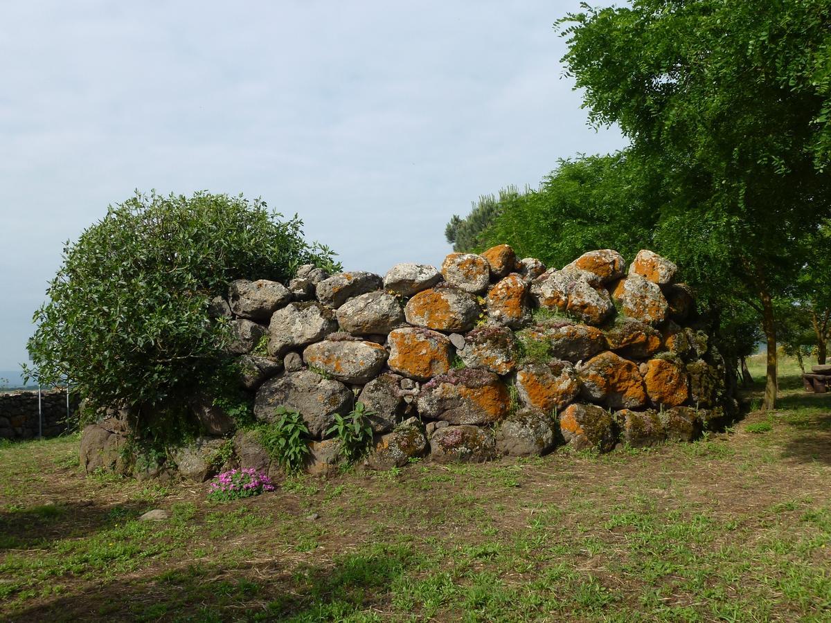 Agriturismo Nuragh'Elighe Sindia Buitenkant foto