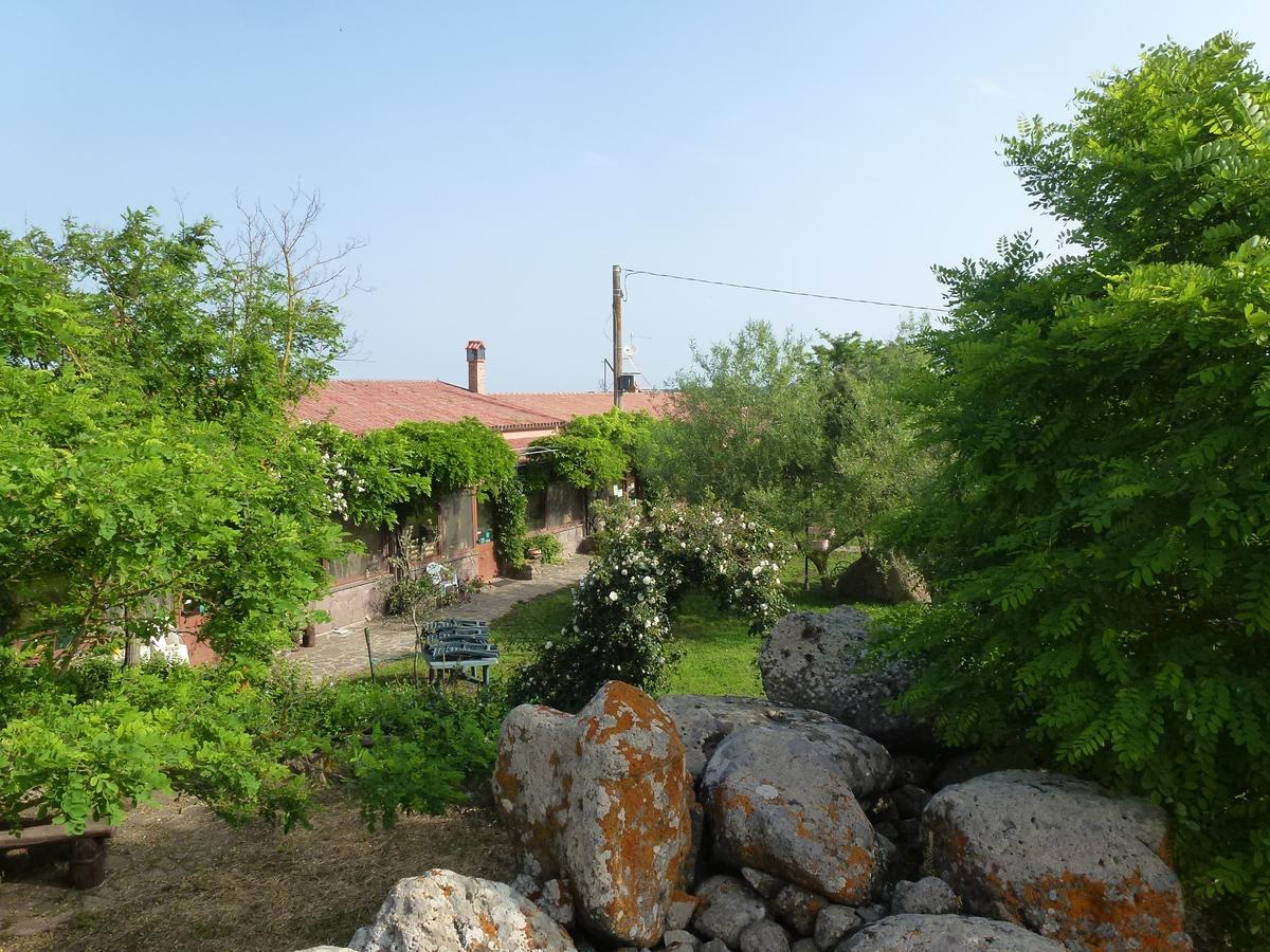 Agriturismo Nuragh'Elighe Sindia Buitenkant foto